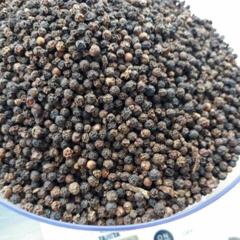 BLACK PEPPER WHOLE