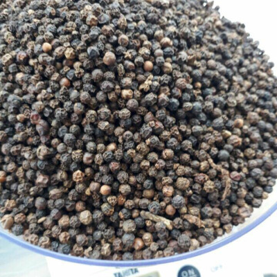 BLACK PEPPER WHOLE